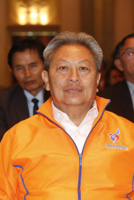 ประเสริฐ บุญชัยสุข