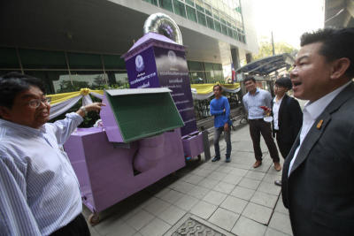 ตรวจการทำงานของเครื่องต้นแบบ "ระบบขจัดมลพิษทางอากาศแบบเคลื่อนที่"