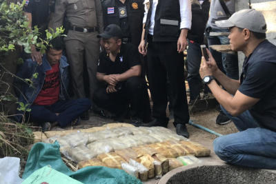 Mule caught on meth drop