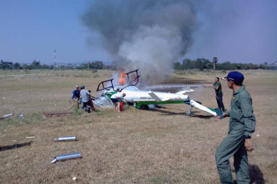 เฮลิคอปเตอร์ของสำนักฝนหลวงและการบินเกษตรตกภายในสนามบินเกษตร