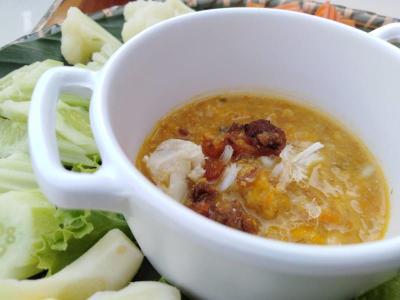 บ้านเหนือน้ำ ร้านดังเมืองปทุม