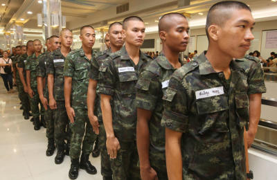 เลือกตั้งล่วงหน้าในเขตเลือกตั้งและนอกเขตเลือกตั้งประจำเขตเลืกตั้งที่4