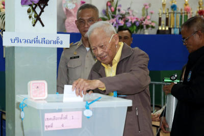 พล.อ.เปรม ทหาร ประชาชน เลือกตั้งล่วงหน้า 2562