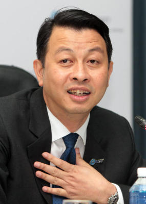 นายนิตินัย ศิริสมรรถการ แถลงข่าว