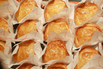 RAPL BRINGS APPLE CUSTARD PIES FROM THE LAND OF THE RISING SUN TO THE LAND OF SMILES