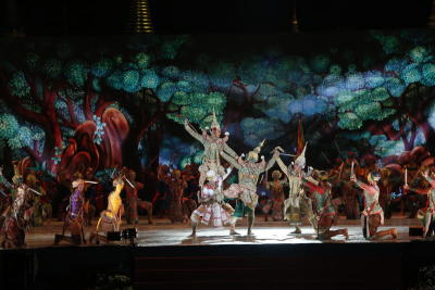 การแสดงมหรสพสมโภช เนื่องในโอกาสมหามงคลพระราชพิธีบรมราชาภิเษก
