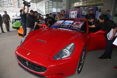 CSD seizes luxury cars with bogus papers