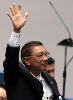 เลือกประธานและรองประธานสภาผู้แทนราษฎรวุ่น ธนาธรยุติทำหน้าที่ ส.ส.