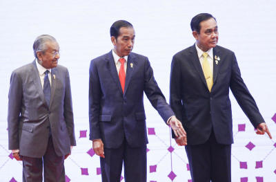 Asean meet goes off with a bang