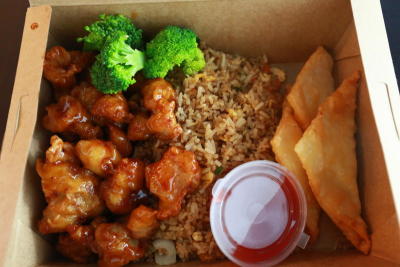 LAZY PANDA SERVES A SIZEABLE INTRODUCTION OF AMERICAN CHINESE FOOD TO BANGKOKIANS
