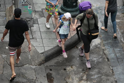 CLEANING UP KHAO SAN
