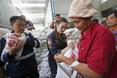 9.00 น. งานประเพณีทิ้งกระจาด มูลนิธิป่อเต็กตึ๊ง ประจำปี พ.ศ. 2562 ที่มูลนิธิป่อเต็กตึ๊ง พลับพลาไชย