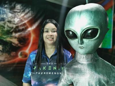 Meditating for aliens