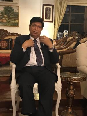 Rohingya focus moves to summit
