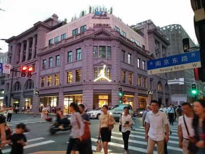 A Tale of Two Chinese Cities