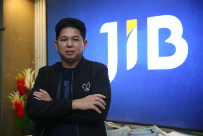 Somyot Chaowalit left a hardscrabble life behind to start JIB Computer Group