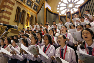 ซักซ้อมบทเพลง โบสอัสสัมในวาระโปปเยือนไทย