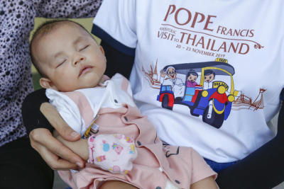 Francis thanks personnel for hard work, valuing life