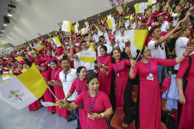 Francis thanks personnel for hard work, valuing life