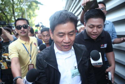 นายชัยวัฒน์ ลิ้มลิขิตอักษร