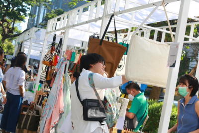 Bagging some cloth