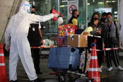 คนไทยที่ได้ผลกระทบจากโควิด-19กลับเข้าประเทศ