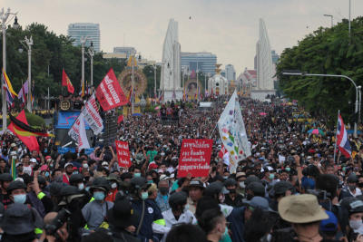 ม็อบ 14 ตุลา
