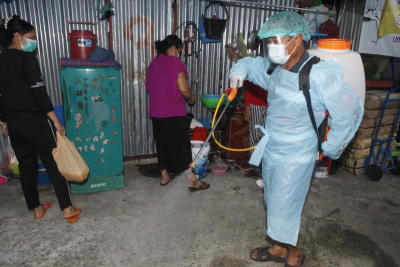 การดูแลแคมป์ที่พักคนงาน บริษัท แสงฟ้าก่อสร้าง จำกัด (บ้านพักคนงานสะพานควาย)