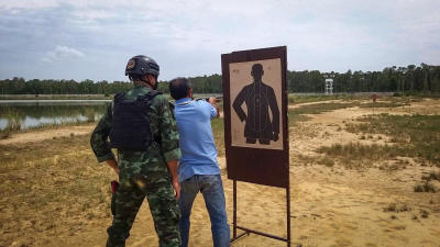 เปิดการฝึกทบทวน โครงการราษฎรอาสารักษาหมู่บ้าน (อรบ.) เน้นย้ำการพัฒนาที่ไม่หยุดนิ่ง เสริมสร้างความสามัคคีของพี่น้องประชาชนในพื้นที่ จังหวัดนราธิวาส