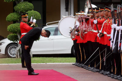 Mr. Suthin Khlangsaeng, Minister of Defense
