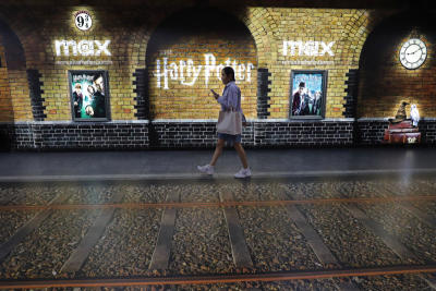 ชานชาลาที่ 9 3/4 (Platform Nine and Three-Quarters) @Thailand