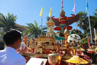 Garuda worship