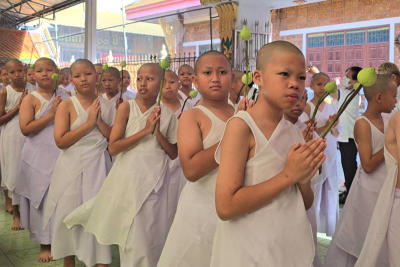 โรงเรียนอนุบาลพิษณุโลก บรรพชาสามเณร-บวชศีลจาริณี เฉลิมพระเกียรติพระบาทสมเด็จพระเจ้าอยู่หัว