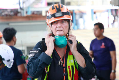 Rescuers push forward despite odds
